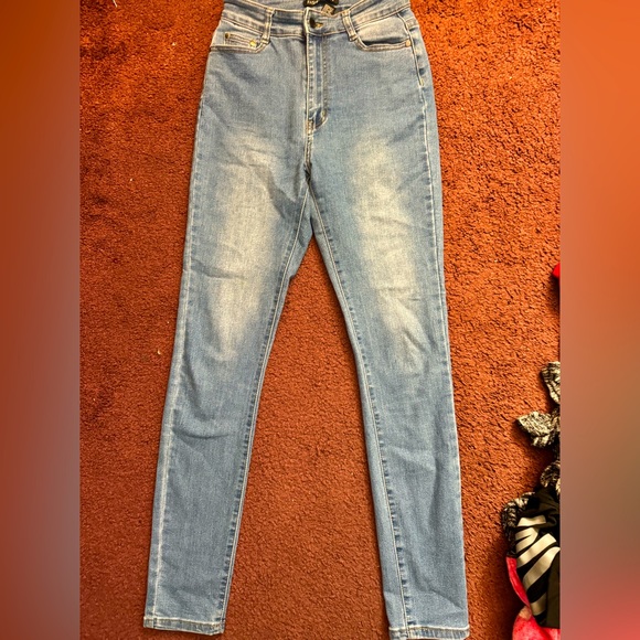 NWOT🩵 Fashion Nova Women’s Super High Waisted Skinny Jeans Size 7 - Picture 9 of 9
